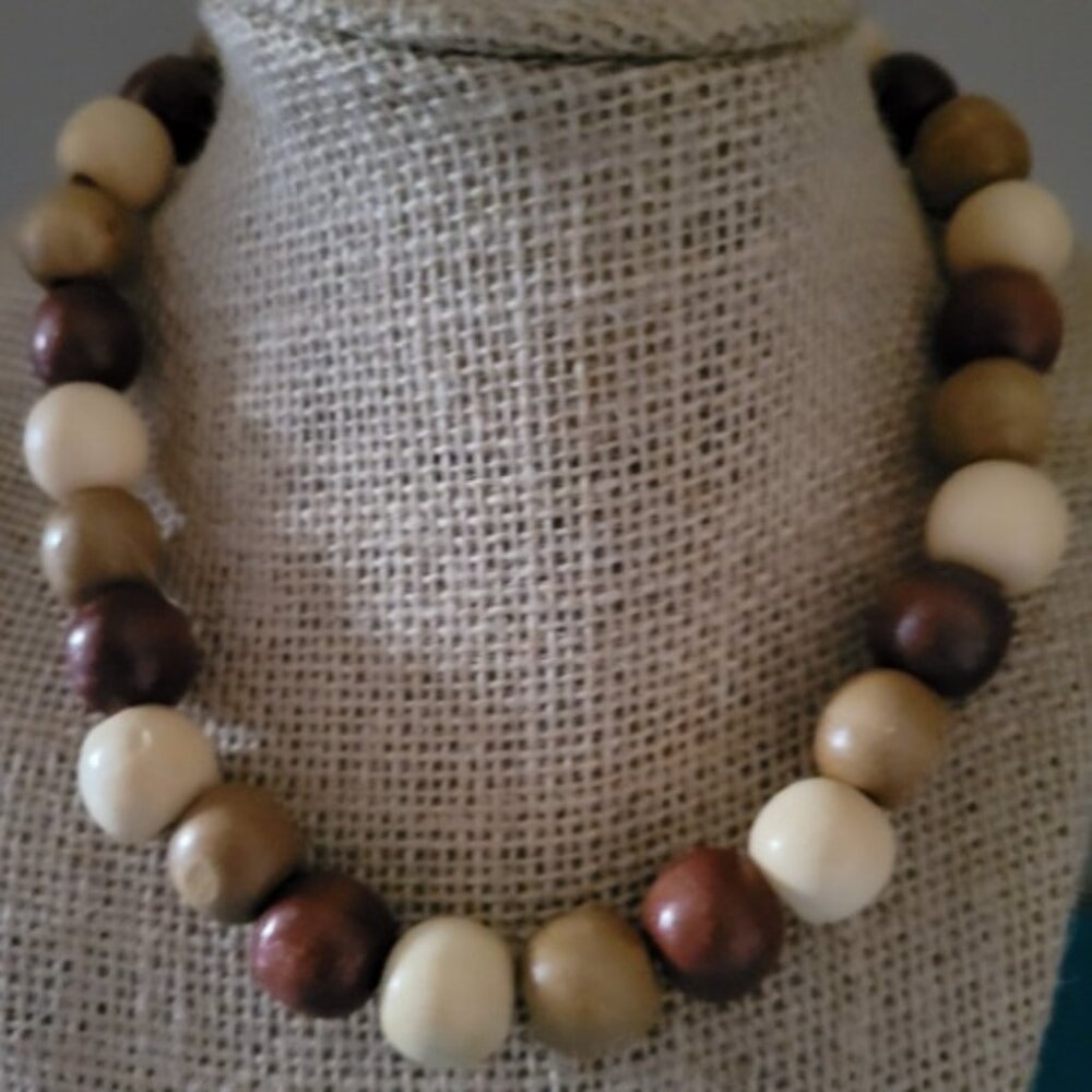 Wood Multi Shade Beaded Necklace